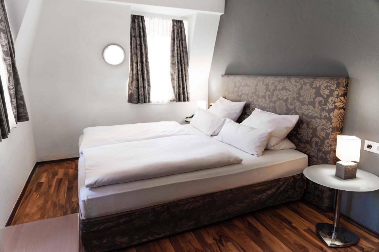 Hotel Engel Hilders Zewnętrze zdjęcie